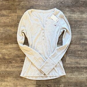 Hollister Light Heather Gray Long-Sleeve Henley Top